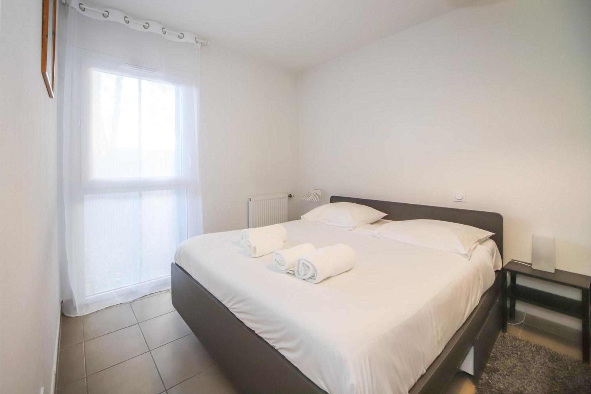 T2 Florescence Proche Montpellier Parking Кастельно-ле-Лез Екстер'єр фото